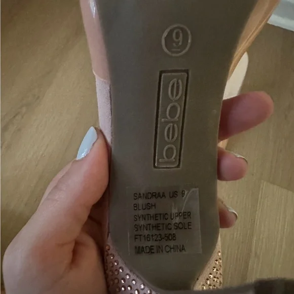 NWT Bebe Women's Sandraa Heels in Blush - Picture 5 of 8